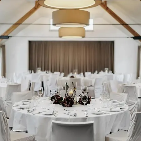 호텔 Relais & Chateaux Diepeschrather Muehle 베르기슈글라트바흐