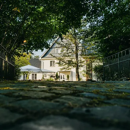 Relais & Chateaux Diepeschrather Muehle Bergisch Gladbach