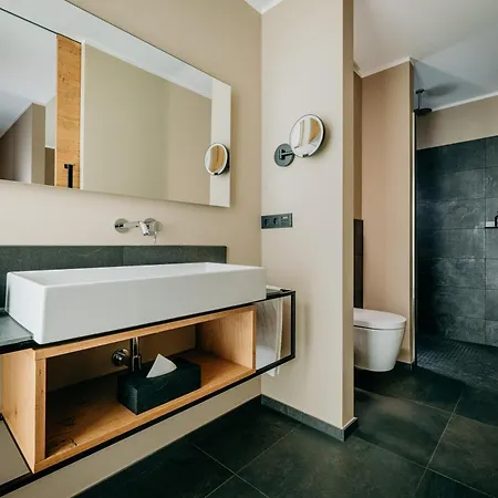 Hotel Relais & Chateaux Diepeschrather Muehle 4*