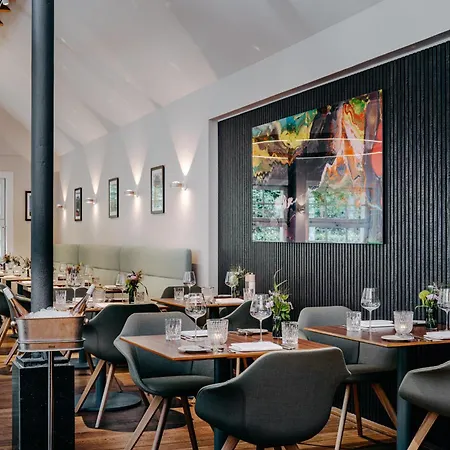 מלון Relais & Chateaux Diepeschrather Muehle ברגיש גלאדבך