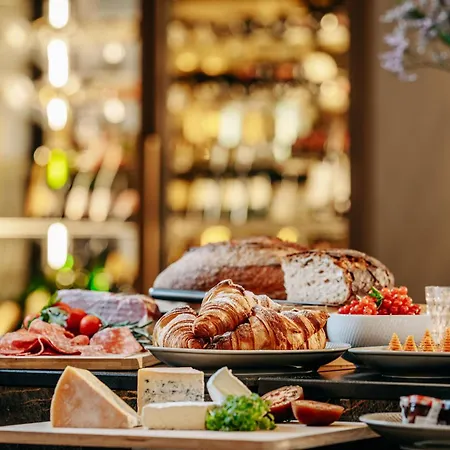 Relais & Chateaux Diepeschrather Muehle מלון